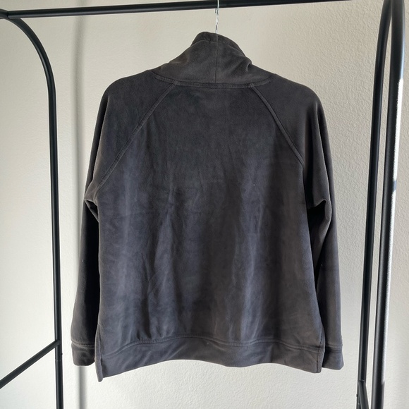 BAREFOOT DREAMS | Cozy LuxeChic® Funnel Neck Pullover in Carbon | Size Small - Picture 6 of 9